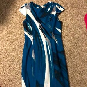 Anne Klein cap sleeved short dress